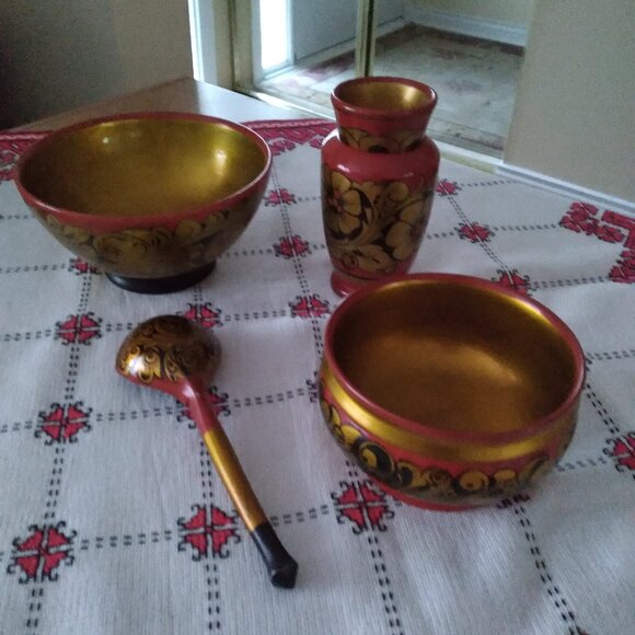 Elegant Vintage Handmade Set of Four Items for one price, Made in Ukraine - Picture 5 of 6